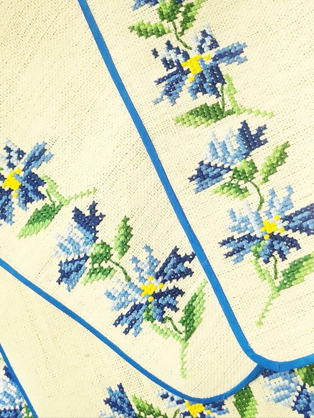 Vintage Handmade Cross-Stitch Floral Placemat Set 6 Plus Center Runner